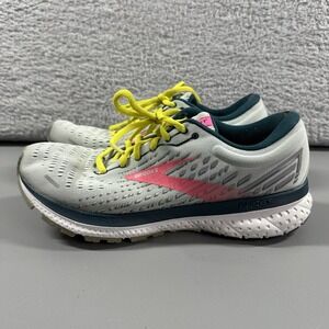 Brooks Ghost 13 Sneakers Womens 9 Gray Yellow Pink Running Support Running Shoes